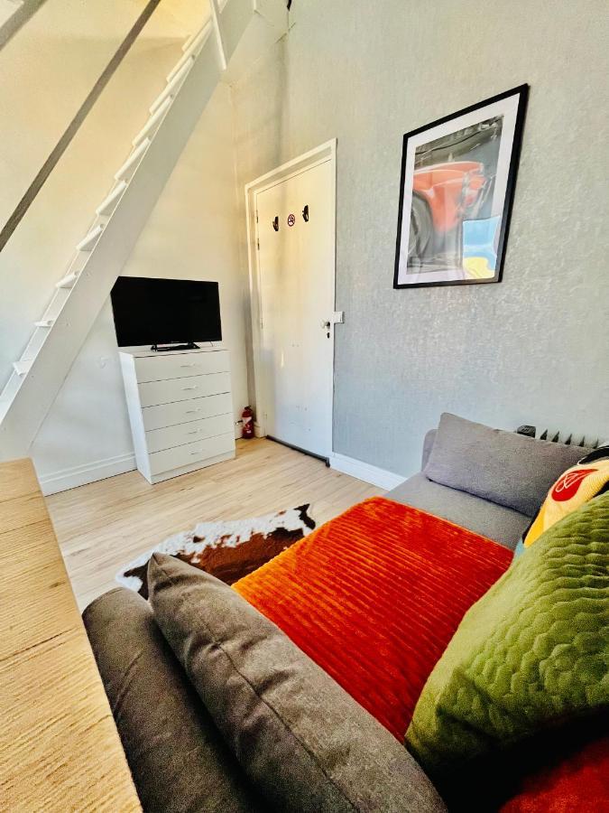 Apartamento Parc Buttes Chaumont - Studio Mezzanine París Exterior foto